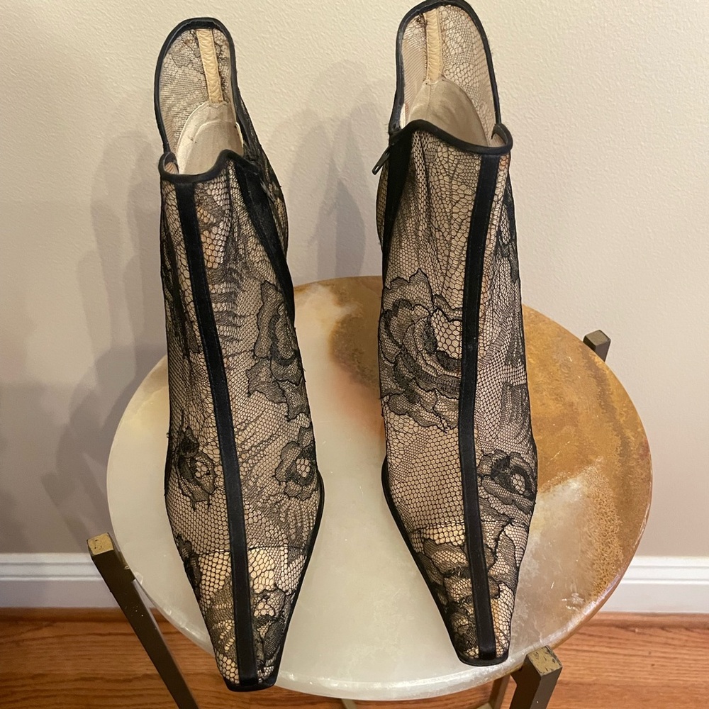 Rene Caovilla Elegant Black Lace Booties